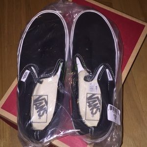 Worn and scuffed vans. Size size 5.0